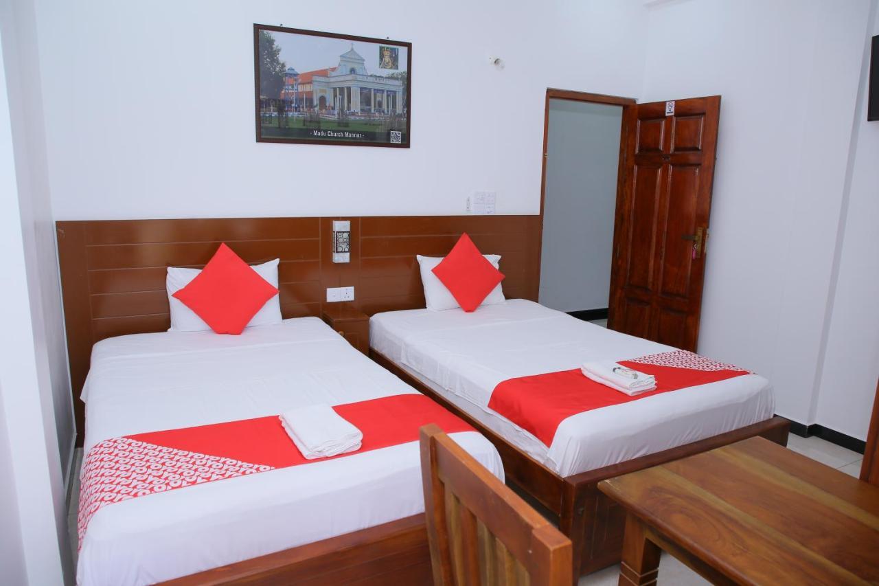 Hotel Cedar Jaffna Ngoại thất bức ảnh